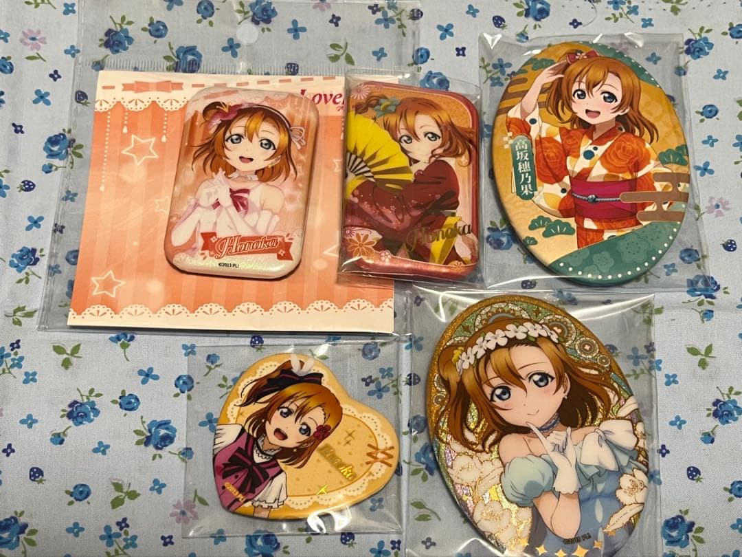 ラブライブ! 高坂穂乃果缶バッジセット - メルカリ