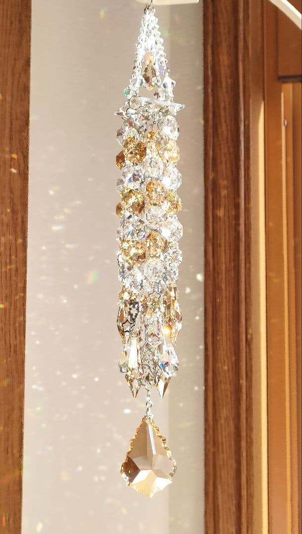 スワロフスキー✨️スクエアサンキャッチャー✨️ゴールデンシャドー 光りのオクタゴンタワー】スワロフスキーサンキャッチャー | Yuko